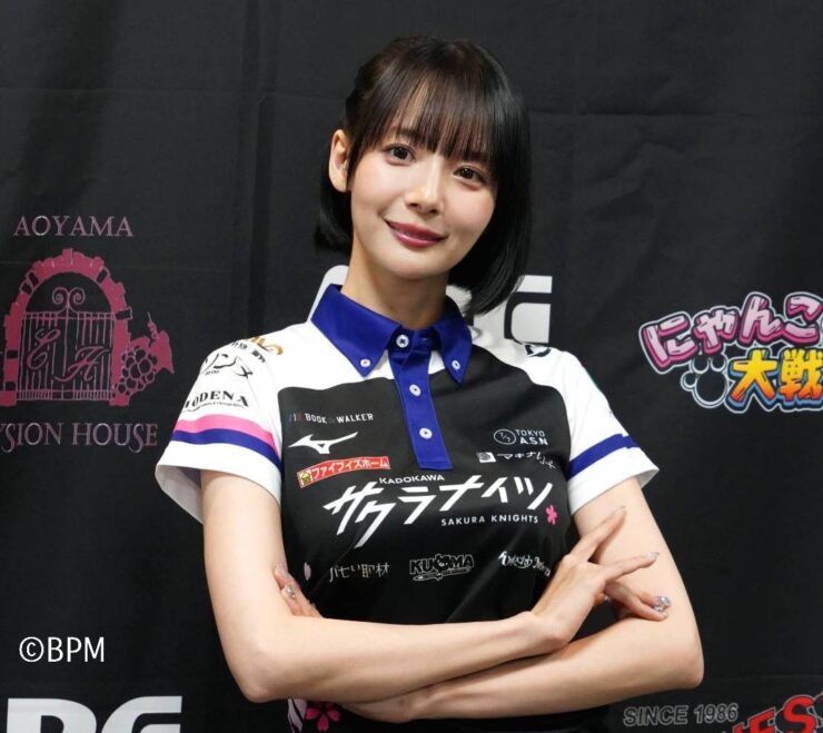 役満ボディ”岡田紗佳、K-1リングに降臨 初のスペシャルラウンドガール