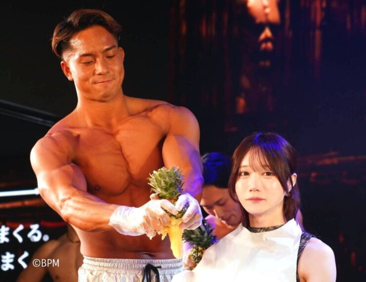堀江貴文プロデュース・出演 究極の肉体エンターテインメント『CRAZY